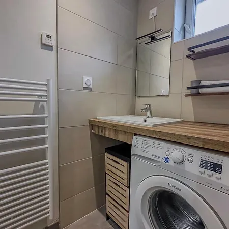 Apartment #er Les Allies The Bright And Cosy T4 With View *
